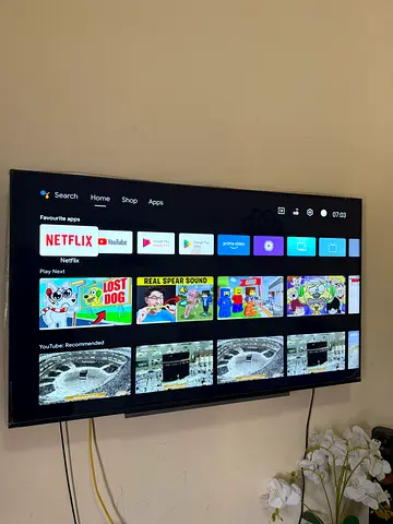 50 inch Smart LED TV with built-in apps (Good working condition)