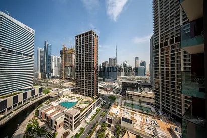Burj Khalifa & Canal Views | Fully Furnished