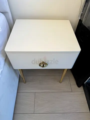 Nightstand white and gold legs
