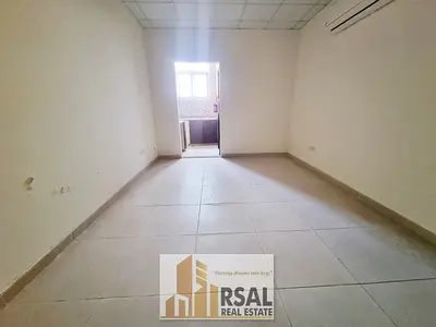 Lavish Big Family Studio l Separate Kitchen l Free Open Parking l New Muwaileh