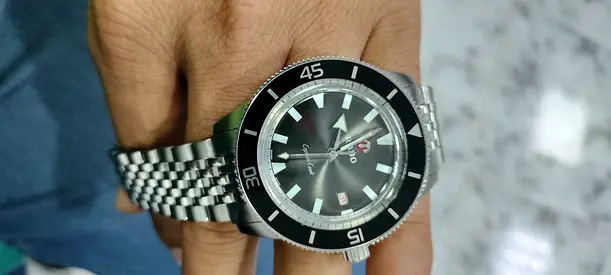 Rado captain cook Man wtach