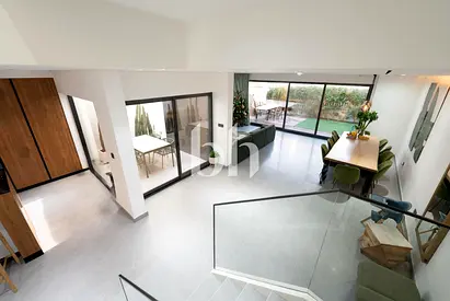 Park Backing | Modern | Prime Location | Semi F