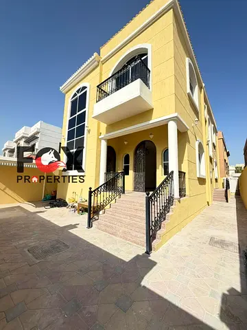 For sale, a distinctive villa in the Al Rawda 2 area in Ajman, a strategic location close to Sheikh Ammar Street, which provides easy access to variou