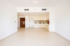 Top Floor | Pool View | Vacant on Transfer