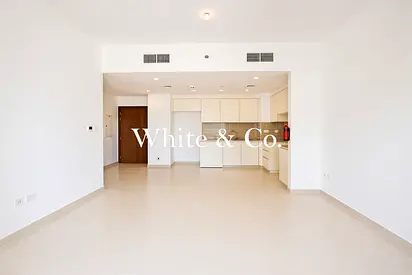 Top Floor | Pool View | Vacant on Transfer