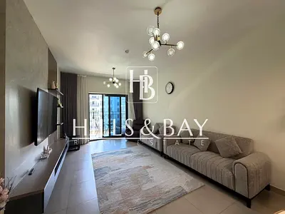 VOT ll SPACIOUS LIVING ll NEXT TO METRO