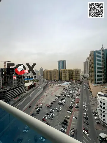 ثلا ث غرف وصاله للايجار السنوي بعجمان ابراج الواحة مع جيم ومسبح وباركن فري داخل التاور