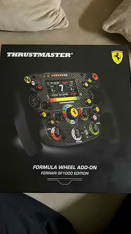 Thrustmaster Ferrari Racing Wheel F1-style (works with PS/PC/Xbox adapters) But the screen is damage