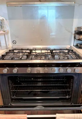 Siemens 5-Burner Gas Cooker with  Oven - Stainless Steel