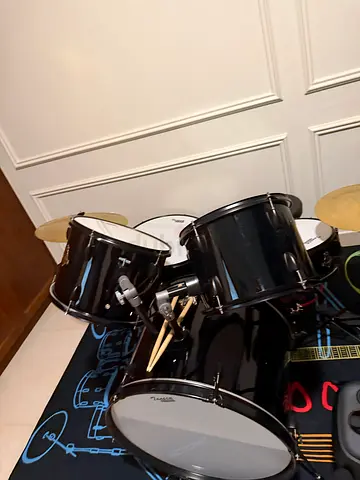 Used 5-Piece Acoustic Drum Kit - Black (Good Condition)