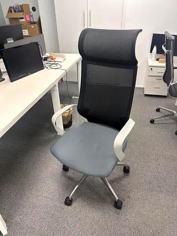 Ergonomic High-Back Office Chairs – Premium Mesh Executive Chairs – Bulk Available