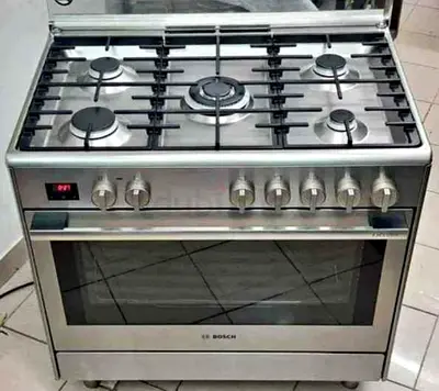 Stainless Steel Bosch 5-Burner Gas Range with Oven