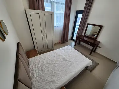 Executives not CROWDED flat. Ready to move in Now