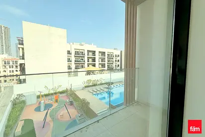 Pool View Chiller free Spacious layout corner unit