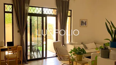 Large Garden | Open Layout | Vacant