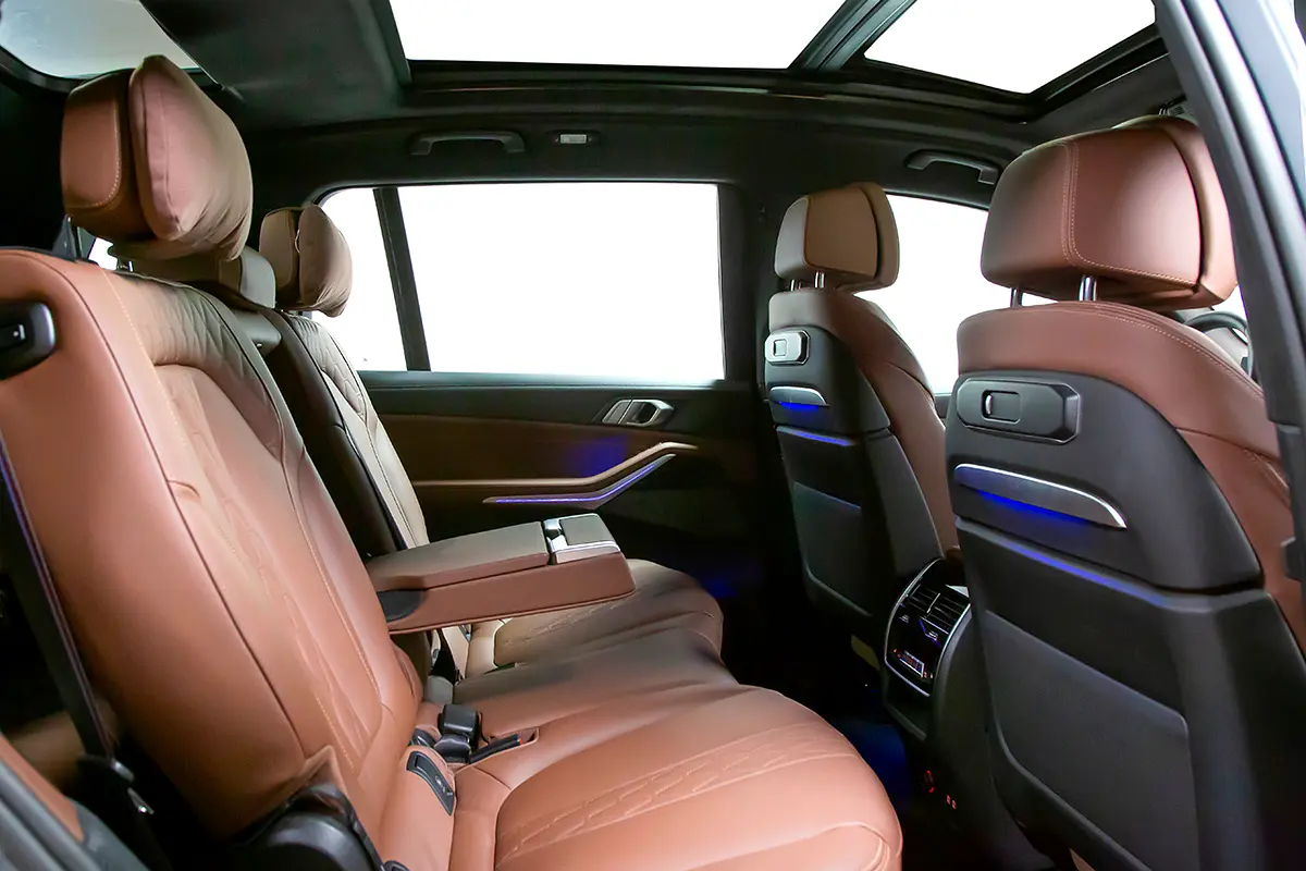 BMW X7 2025