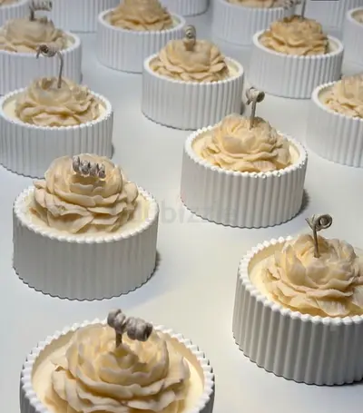 Set of decorative candles (white, floral design) - multiple pieces