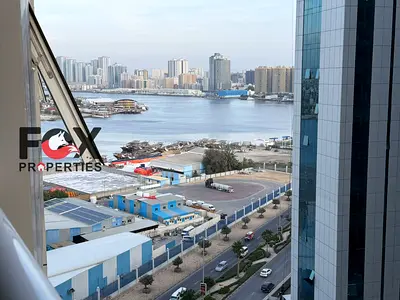 غرفة وصالة مفروشة في أبراج الأورينت، إطلالة بحرية، 2 حمام، جيم ومسبح، باركن مجاني، 35,000 سنوياً