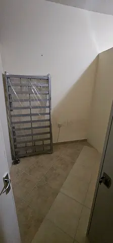 Partition Room for Indian Bachelor