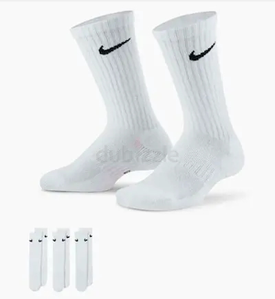 Nike White Crew Socks — Size M (Men/Women Unisex)