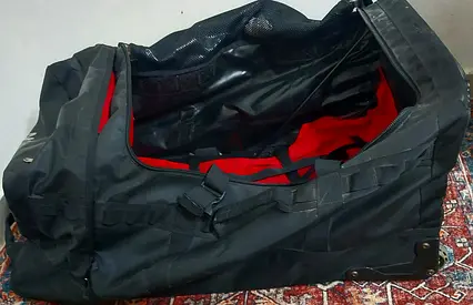 Xl original Northface wheels travel bag