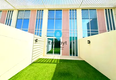 Single Row | Vacant on transfer