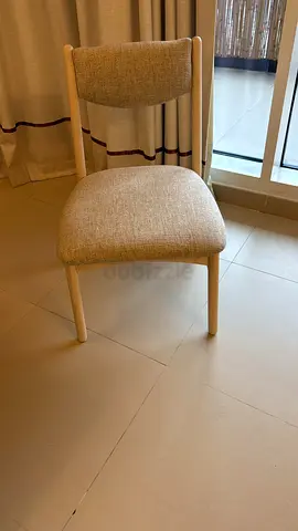 Available high quality Italian six chairs like a new