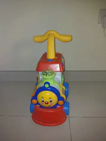Kids toy - walking toy - Train