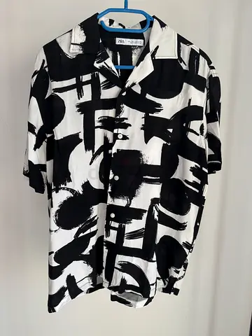 Zara Men Black and White Shirt Size S