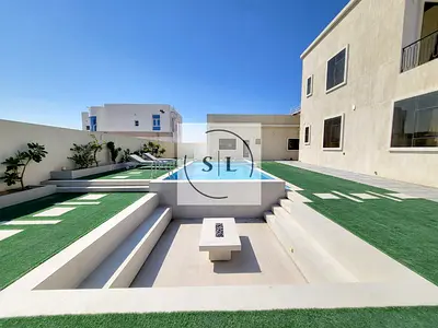 Huge villa, with swimming pool External Majlis