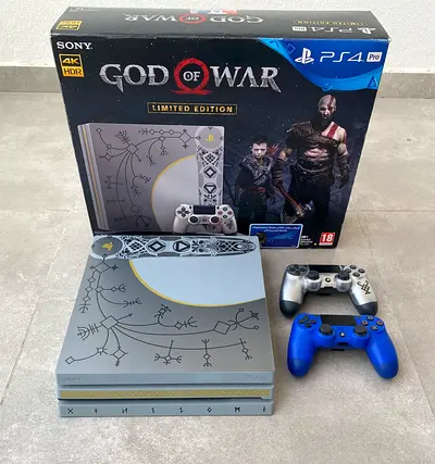 PS4 Pro 1Tb Limited $% Of War Edition - 2 Controllers and Box