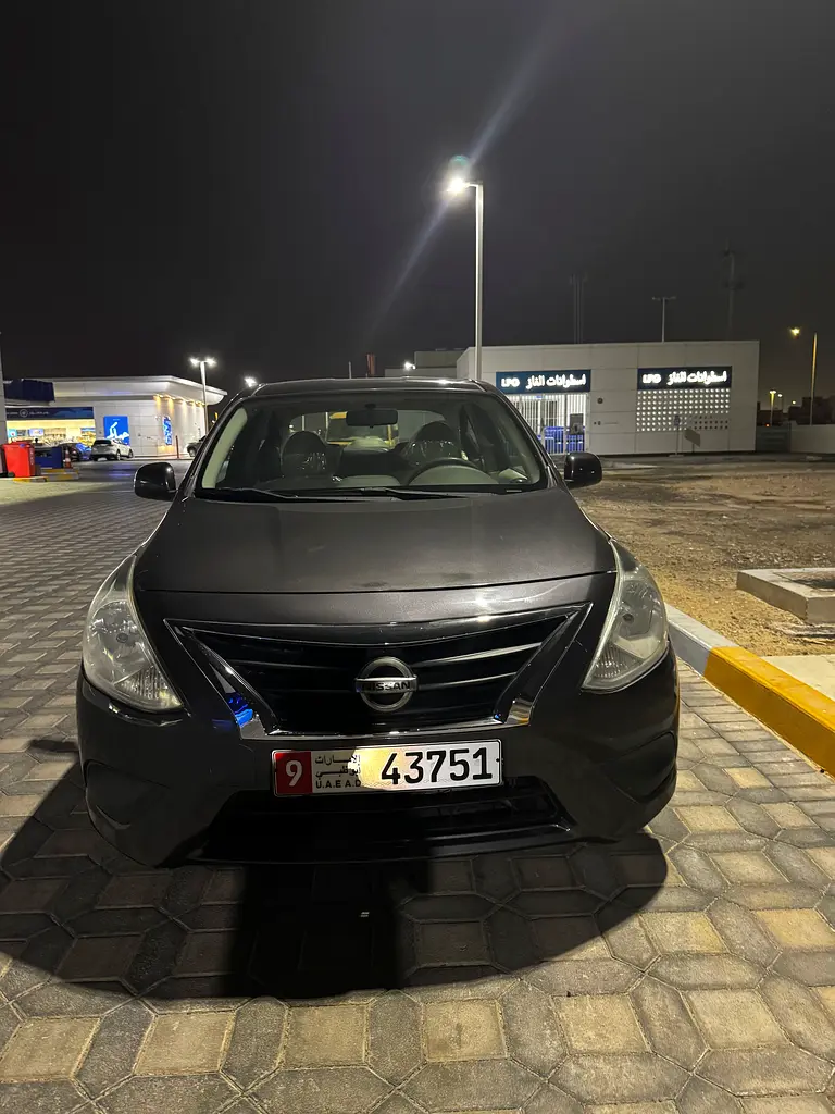 Nissan Sunny 2019 — photo 1 of 10