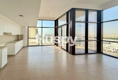 Townhouse View | Rare Layout | Corner Unit