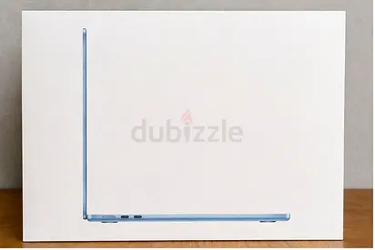 MacBook Air M4 15.2” with 16 GB Ram and 265 GB SSD hard drive Sky Blue