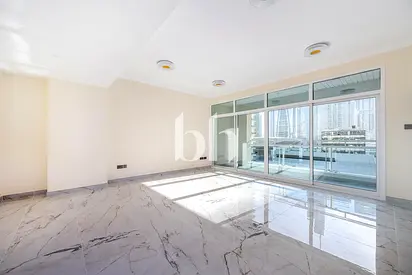 Upgraded | Large Layout | Low Floor