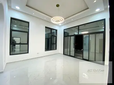 Brand New 1sr Tenant 1 Bedroom Hall With Separate Kitchen Proper Washroom In Madinat Al Riyad