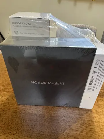 Honor Magic V5 512 GB 16GB RAM Dual Sim Black Bundle (Honor Watch 4 and other items included)