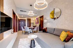 2 BHK | Fully Furnished | Mid Floor | Canal View
