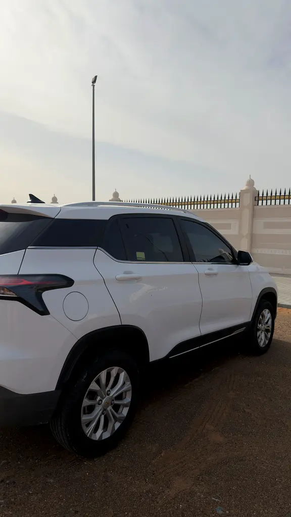 Chevrolet Groove 2023 — photo 1 of 9