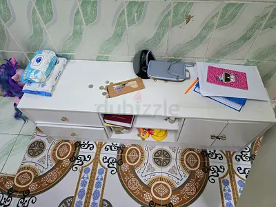 Low White TV Cabinet/Storage Unit - Good Condition