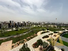 PARK AND COMMUNITY VIEWS | ON CENTRAL PARK