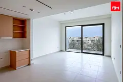Vacant | Brand New | Chiller Free | Close to Mall