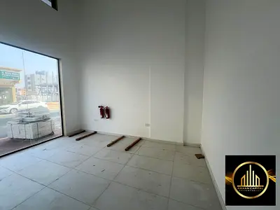 محل للايجار السنوي في منطقة العاليه على الشارع الرئيسي