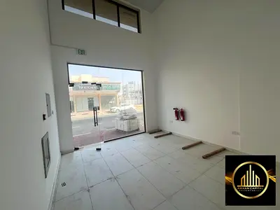 محل للايجار السنوي في منطقة العاليه على الشارع الرئيسي