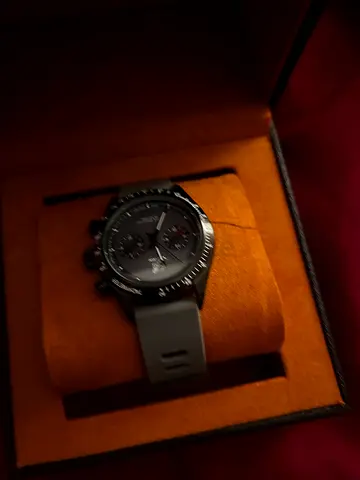 Louis Cardin, designer watch, never worn. - Like New