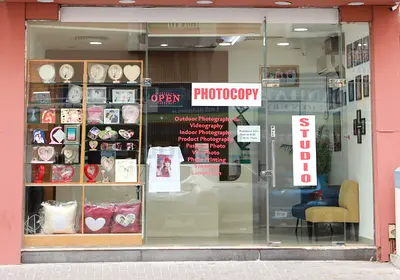 PHOTO STUDIO FOR SALE
