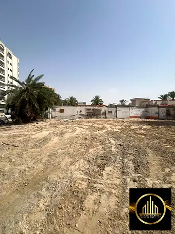 قطعة ارض للبيع
ثالث قطعة من الشارع العام