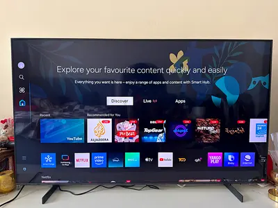 Samsung 4k Crystal UHD 55-inch Smart LED TV in excellent working condition