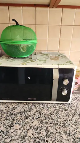 Used Samsung Microwave Oven - Compact Countertop Model