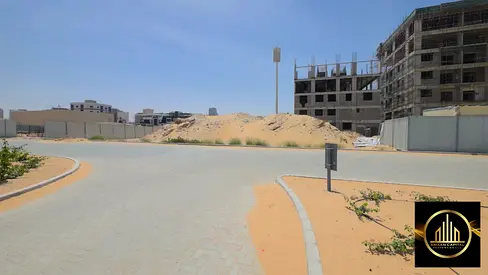 Two combined plots of land for sale in the Al-Aliya Hills area opposite Al-Bahia. Permit: Residential / Commercial